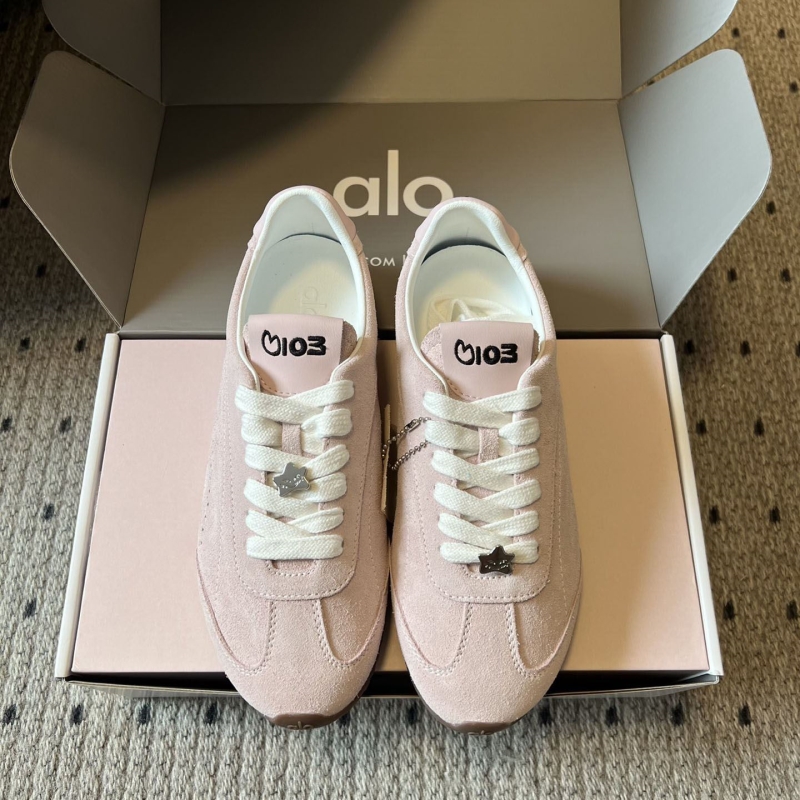 Alo Sneakers